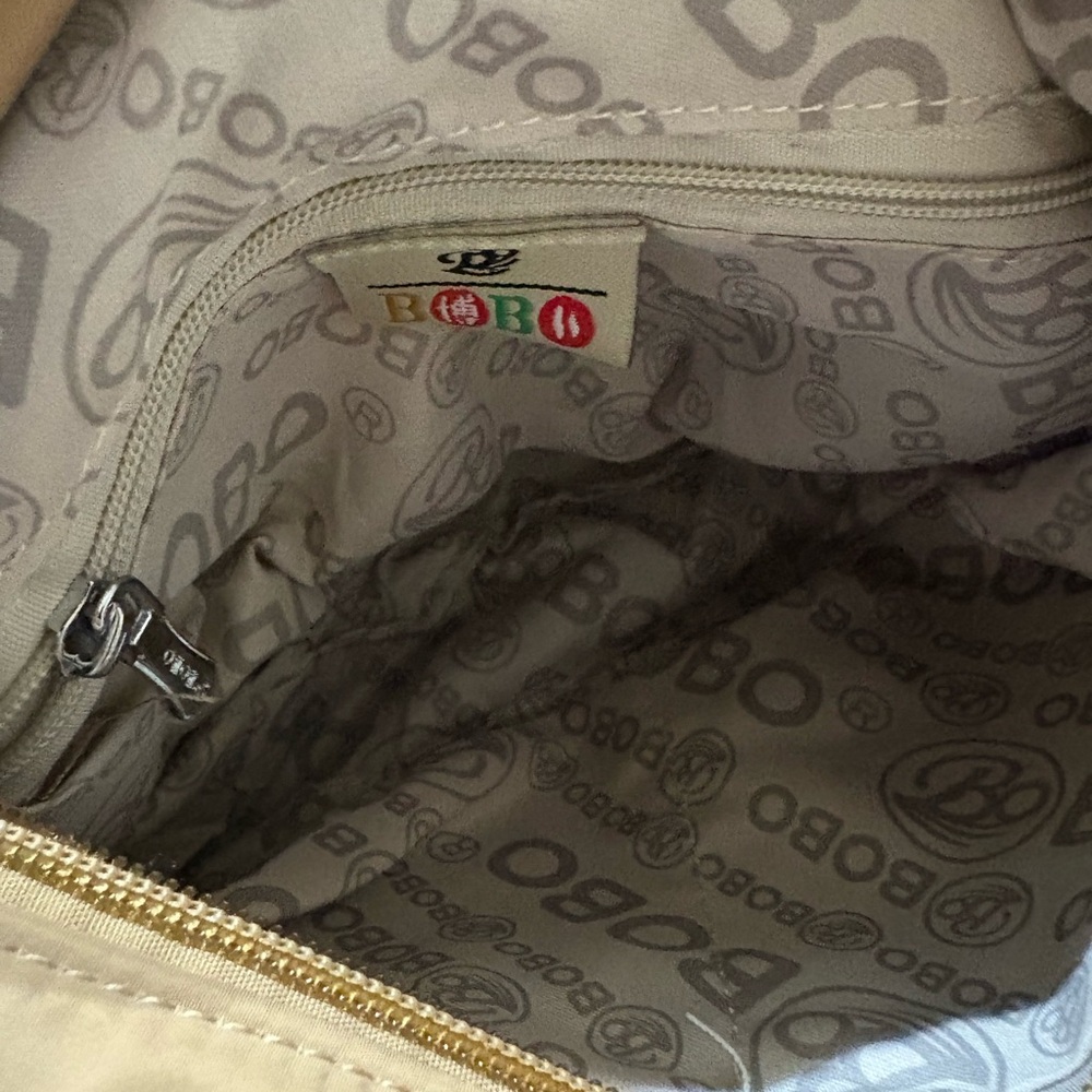 Stylish Beige Crossbody Bag - Picture 6 of 10
